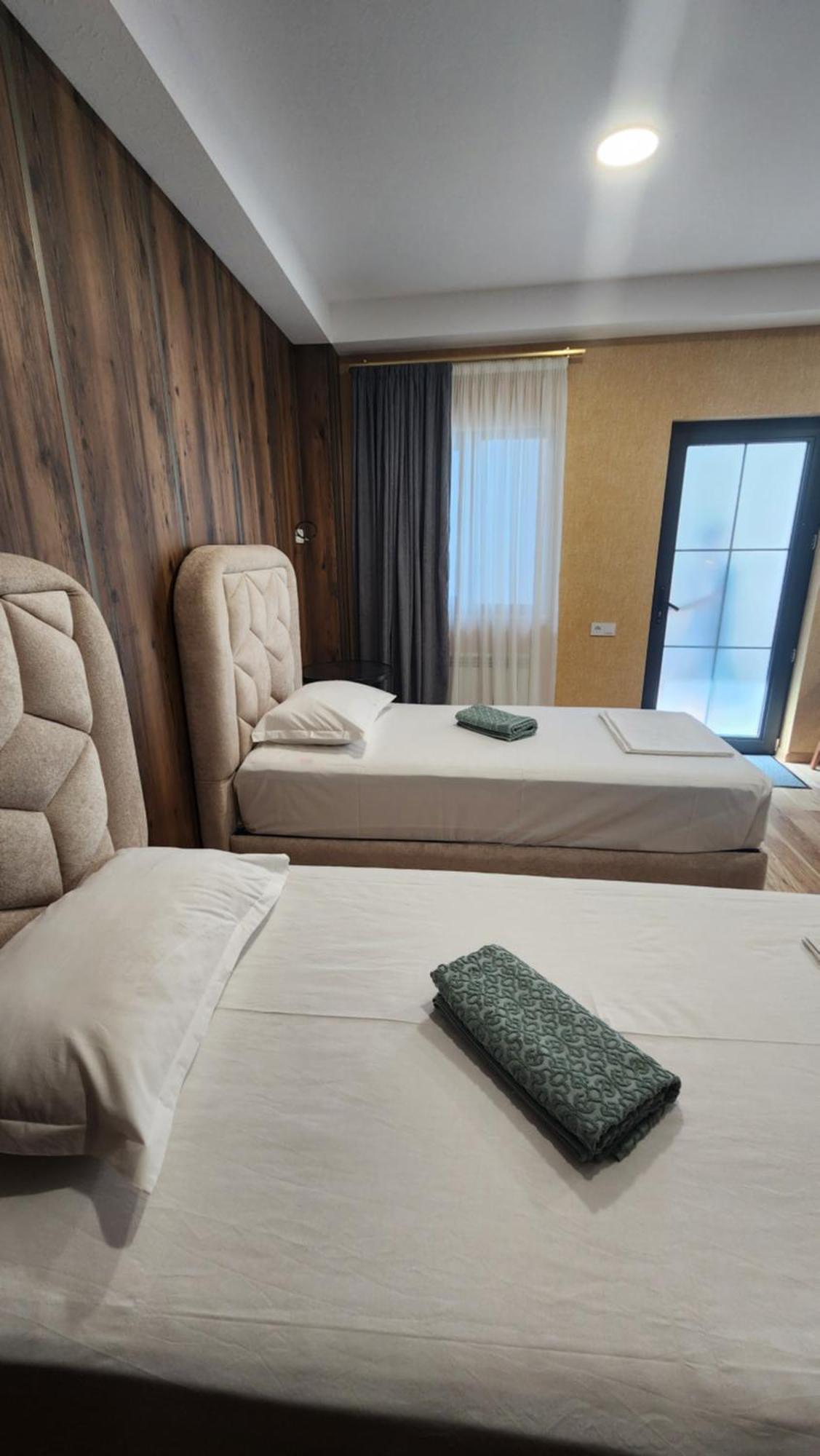 Khorgo Otel Gori Dış mekan fotoğraf