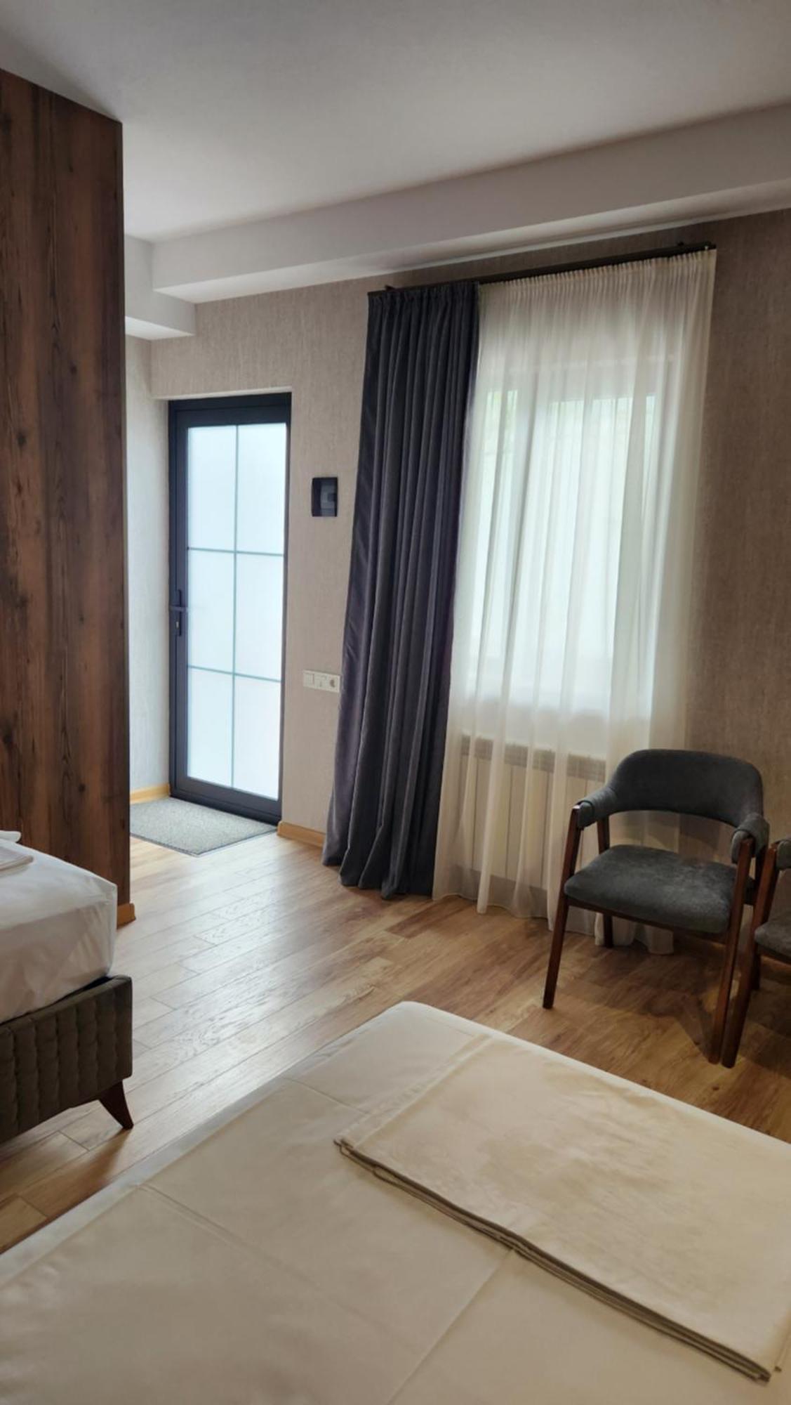 Khorgo Otel Gori Dış mekan fotoğraf