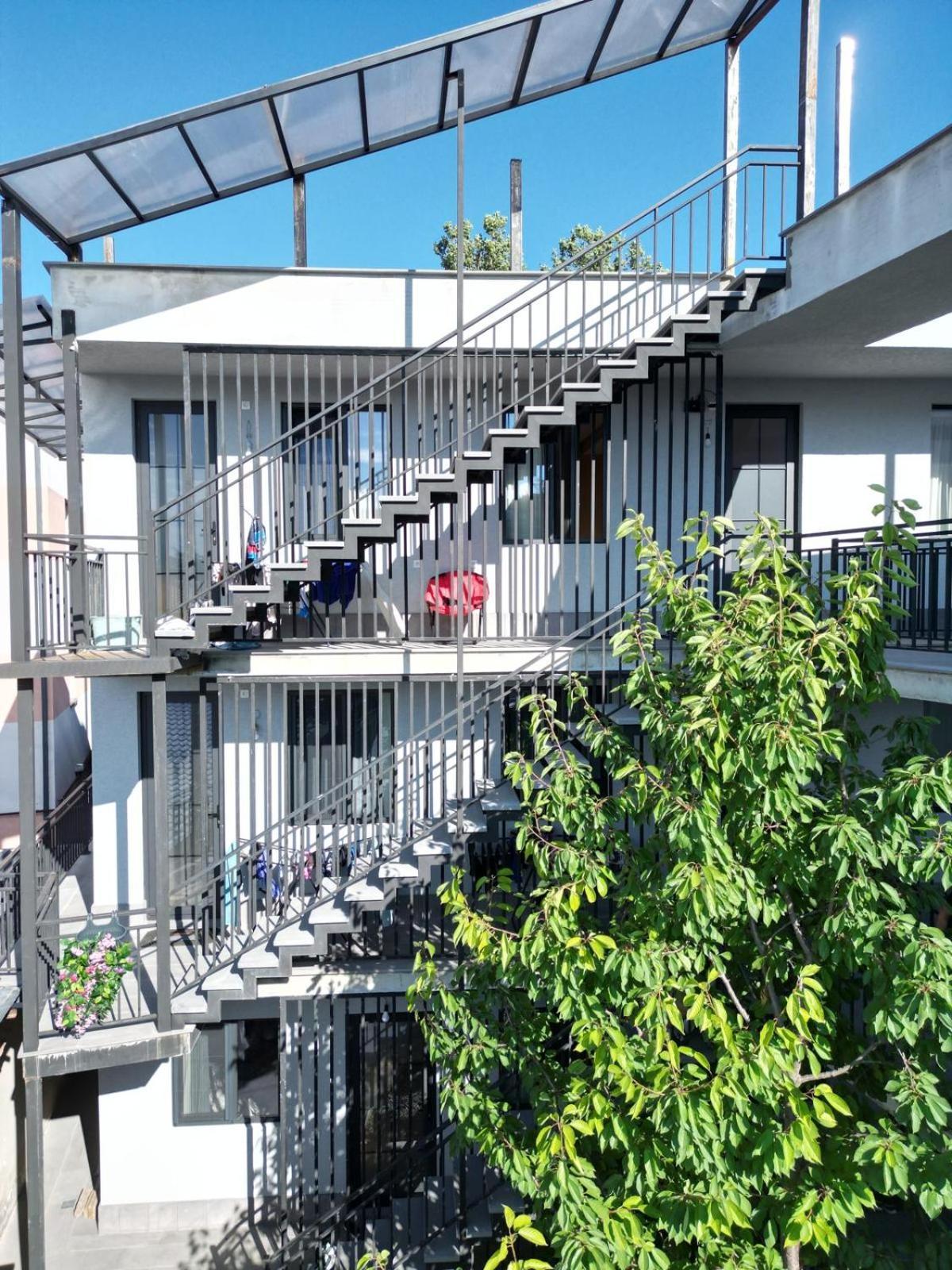 Khorgo Otel Gori Dış mekan fotoğraf
